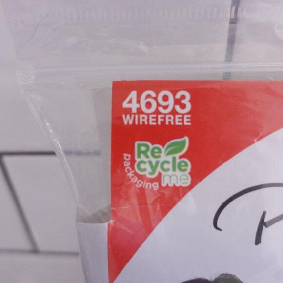 NEW Playtex 18 Hour Ultimate Shoulder Comfort Wireless Bra White Size 42D 4693 - Picture 4 of 6